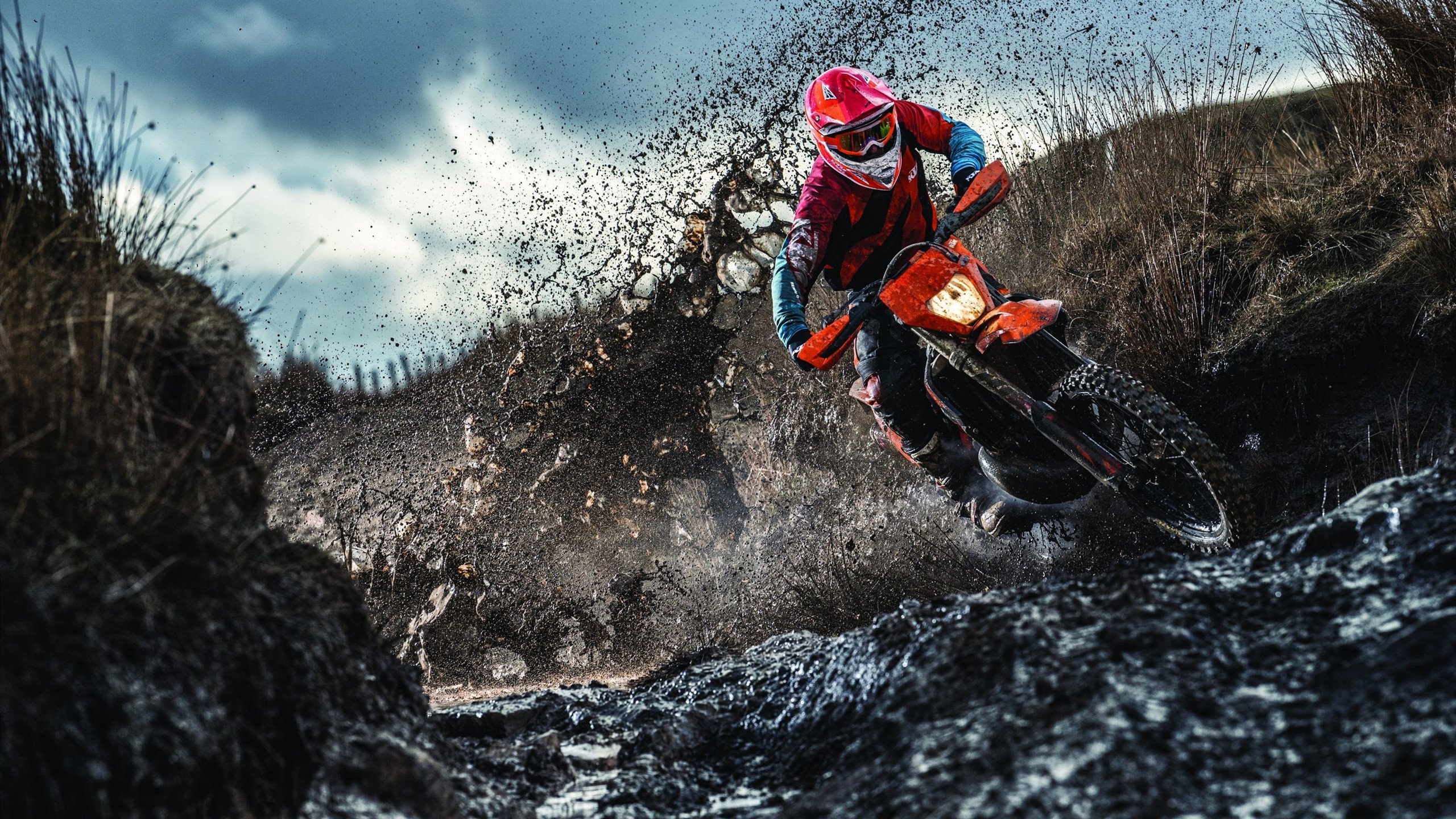 中国滑板公开赛南京站，年轻选手们以高难度动作吸引目光，中国滑板进决赛了吗